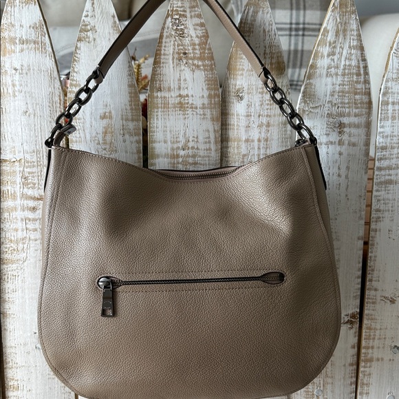 Coach Chelsea 32 Hobo Pebbled Leather Crossbody Bag Purse Dk/Stone - Picture 5 of 10